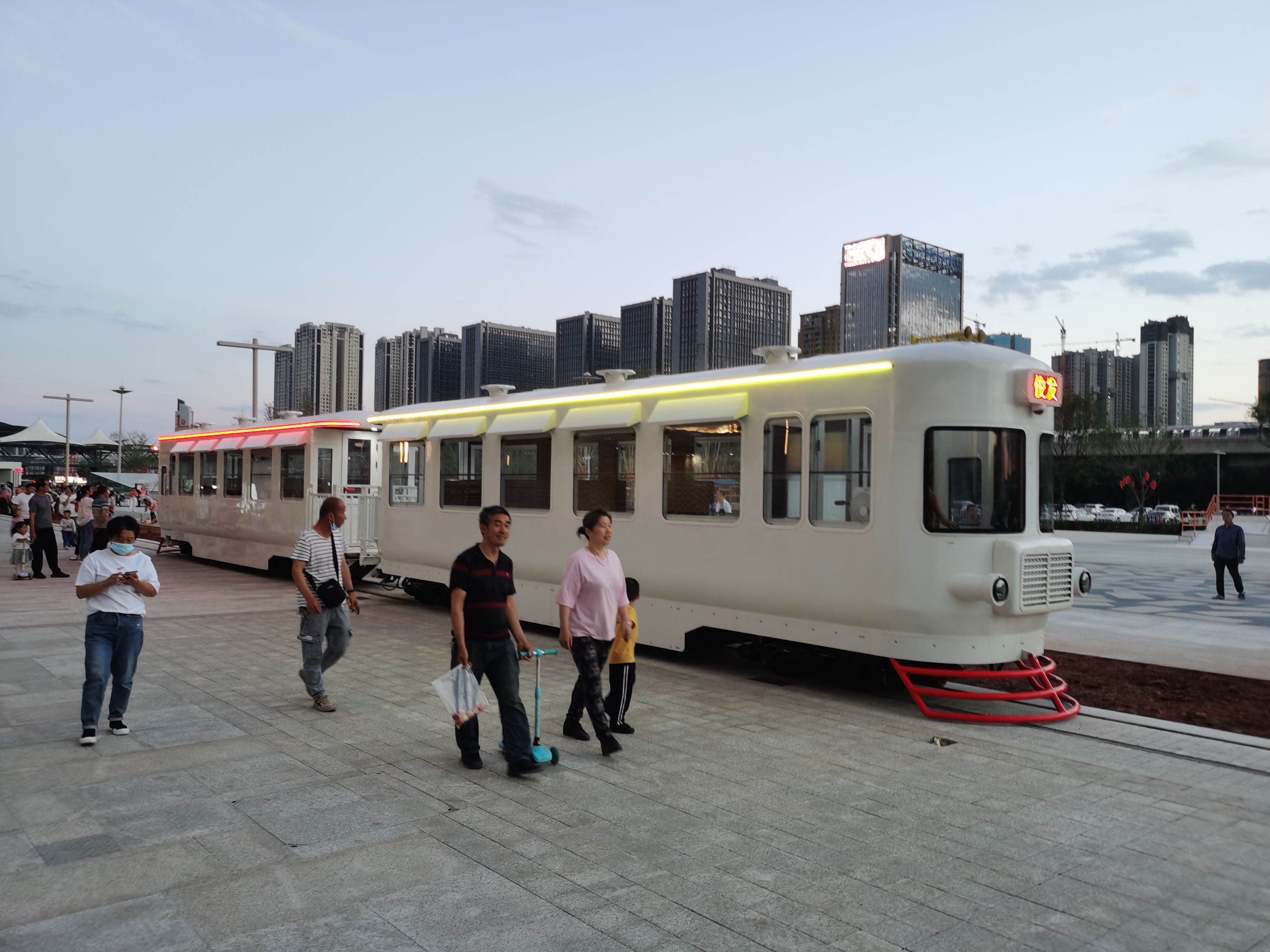 轨道观光小火车