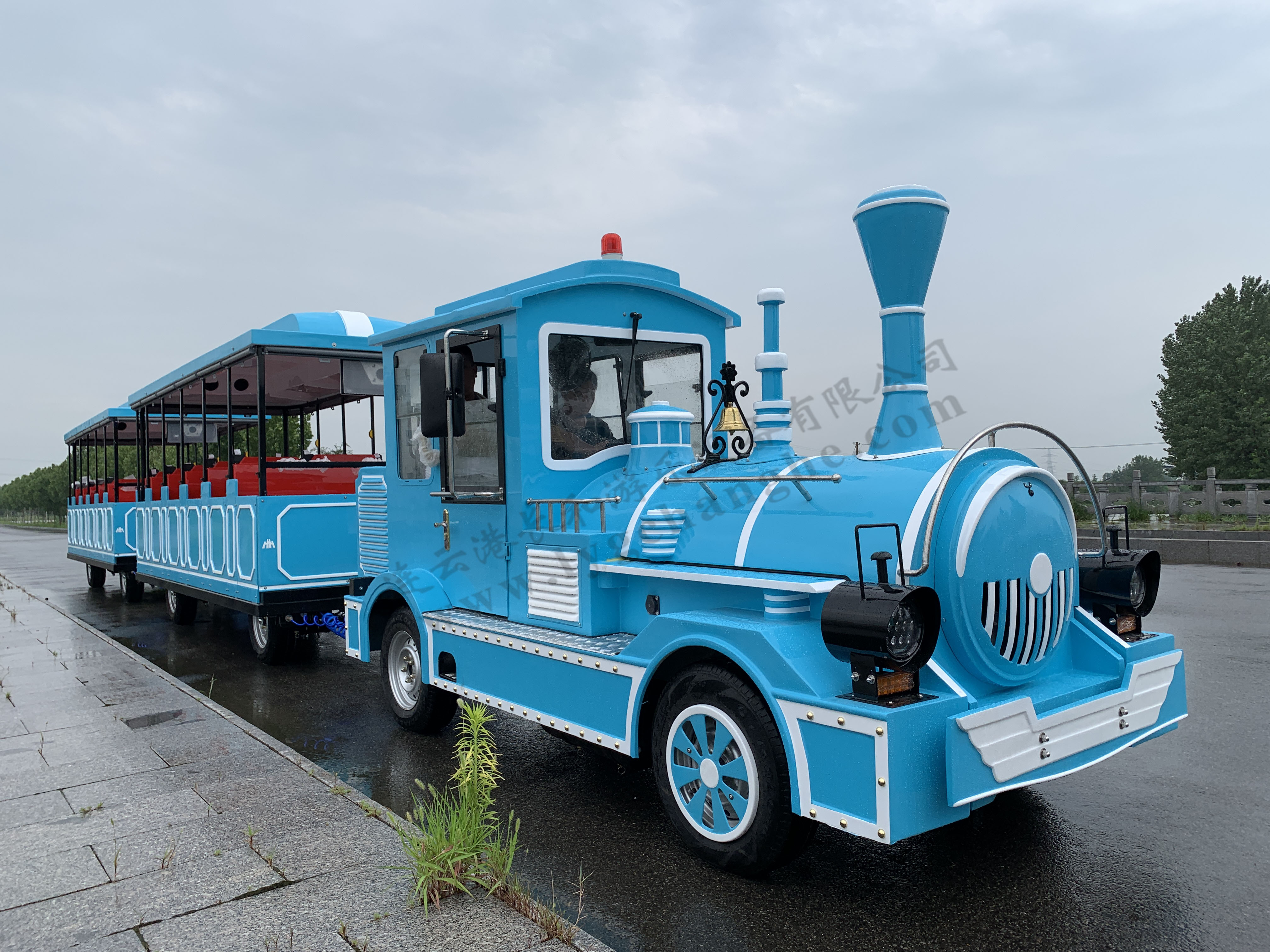 42座无轨观光小火车（湖蓝色）