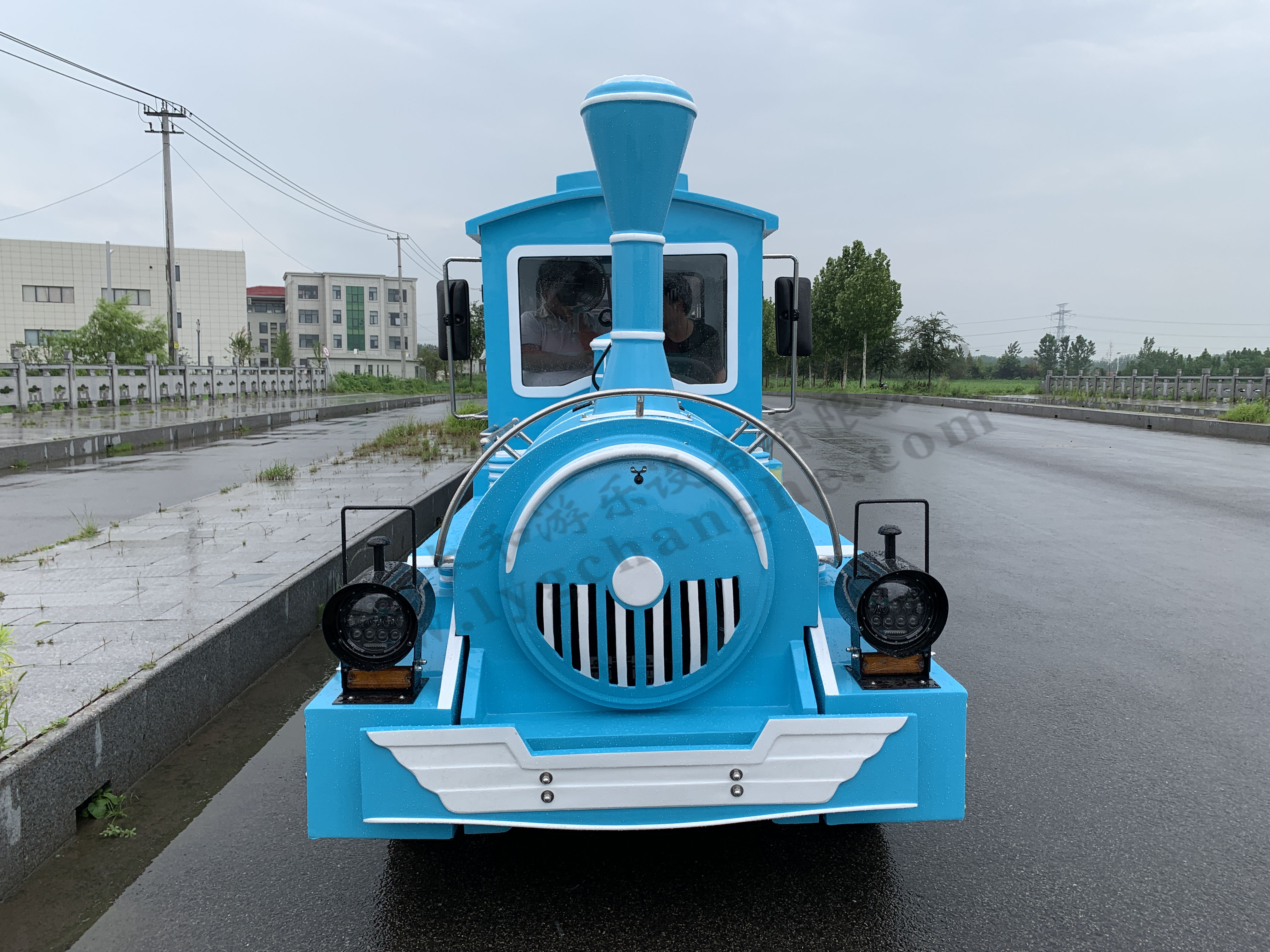 42座无轨观光小火车（湖蓝色）