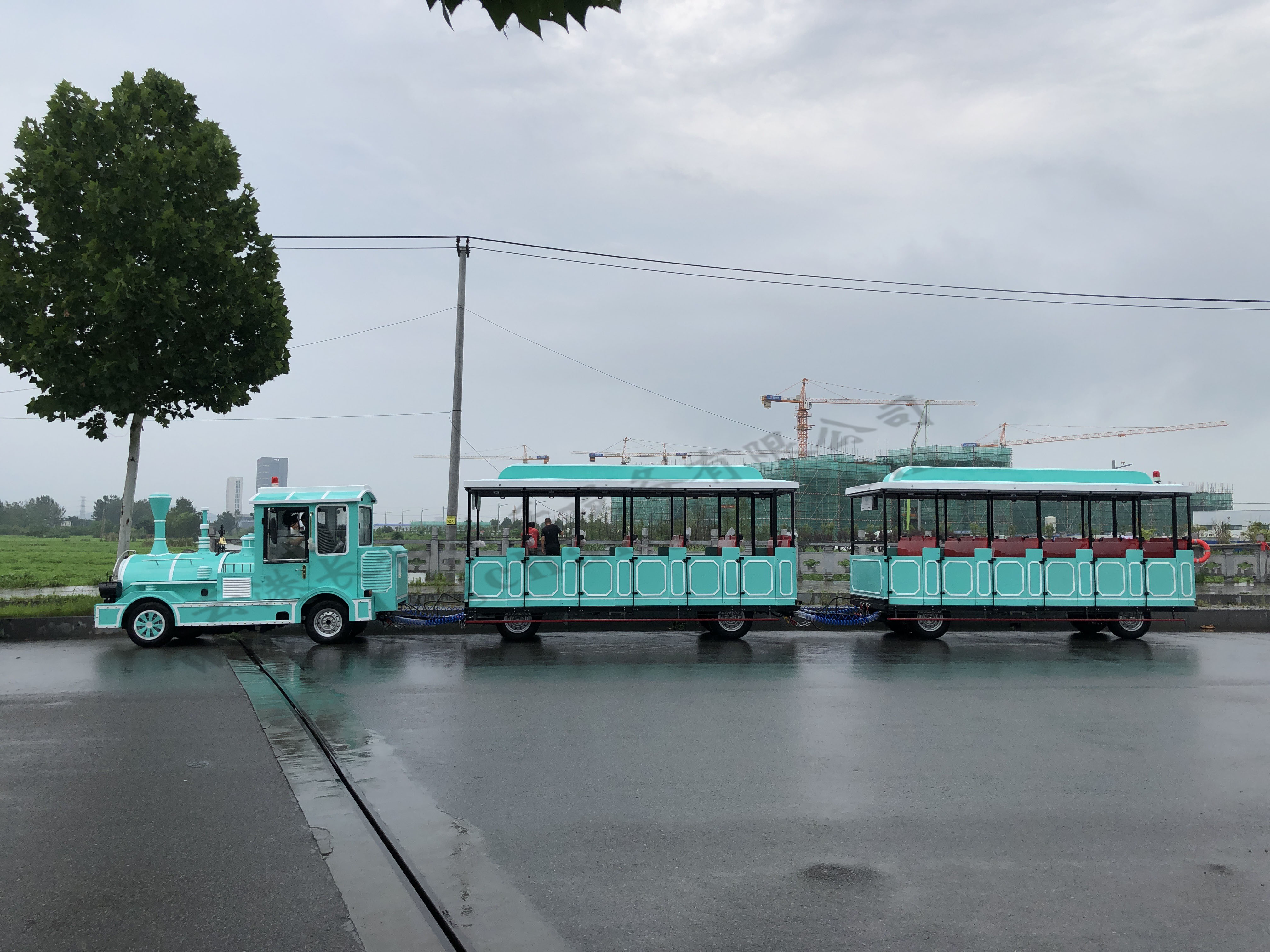 42座无轨观光小火车（奶油蓝）